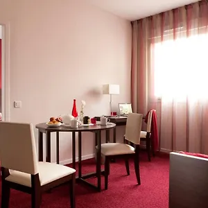 *** Aparthotel The Originals Kosy - Les Cedres France
